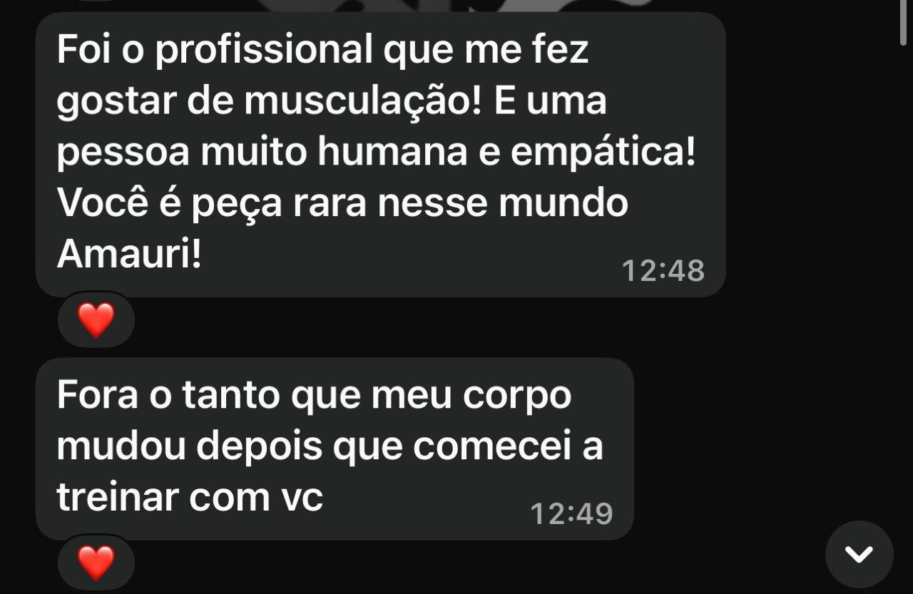 Feedback de aluna sobre gostar de musculação e mudar o corpo treinando com Amauri